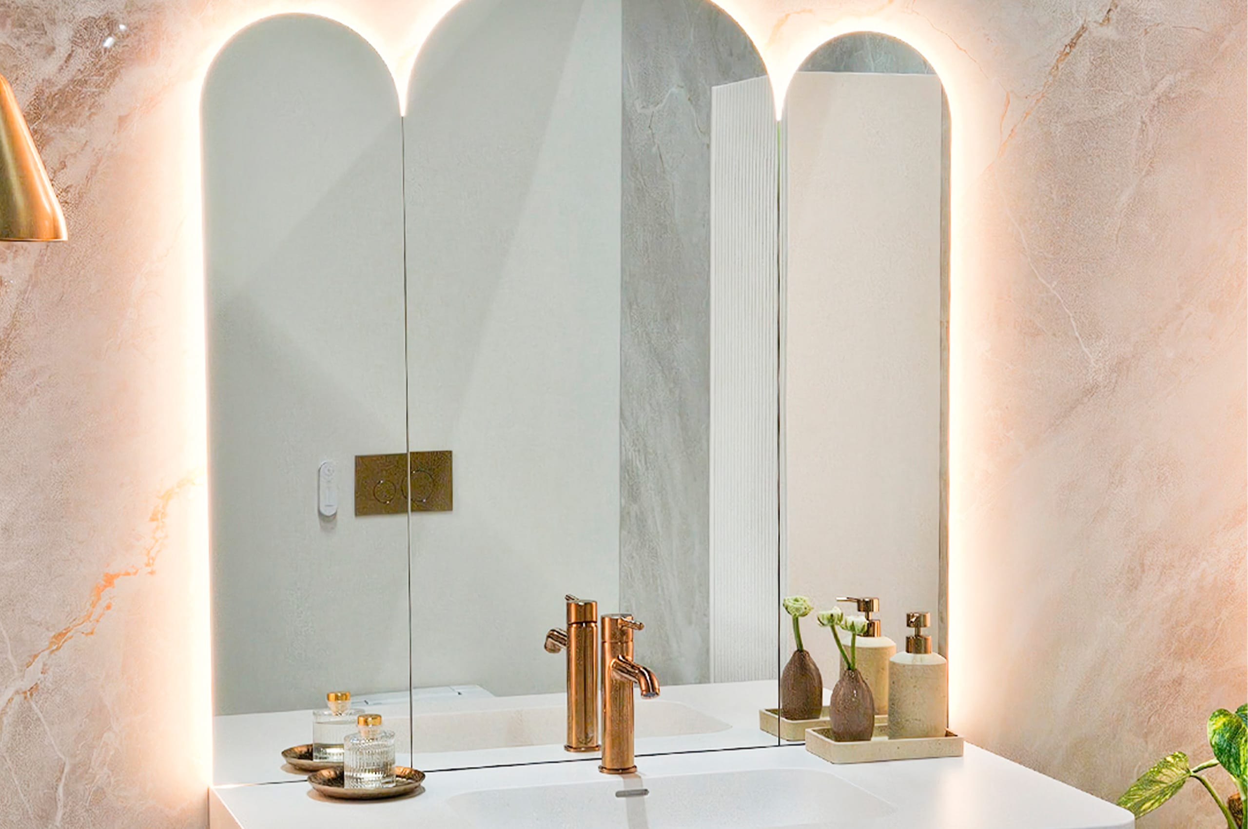 Muatoa peilit Kevätmessuilla 2026 – Trendikodit ja räätälöidyt peilit